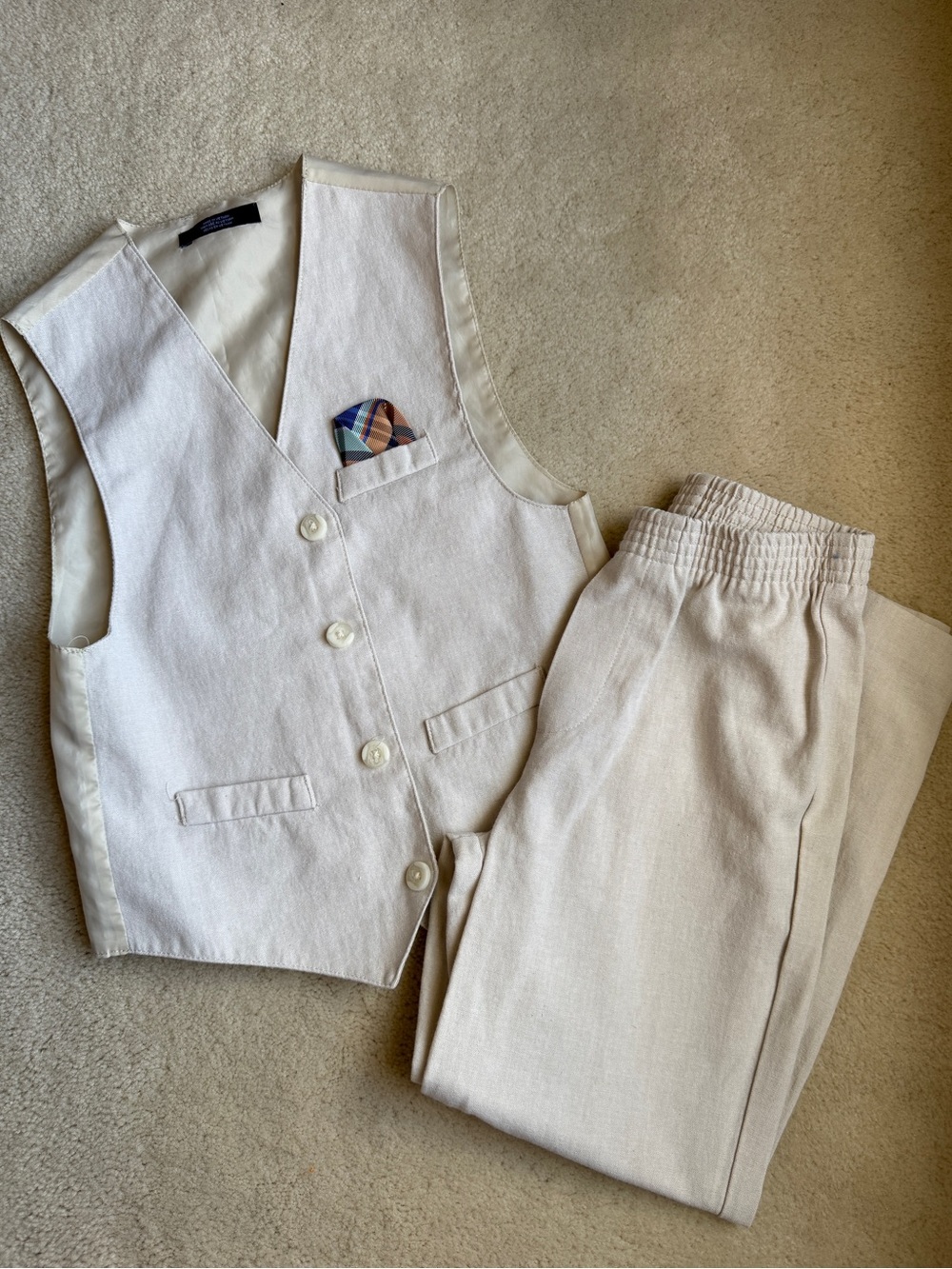 Izod 2 piece Beige Light Tan Khaki Suit Set - vest & pants Boys Size 7